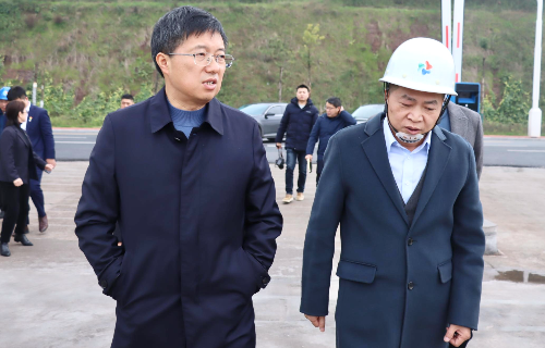 南溪區(qū)委書(shū)記、南溪經(jīng)開(kāi)區(qū)黨工委書(shū)記劉剛率隊(duì)調(diào)研遠(yuǎn)東股份宜賓智能產(chǎn)業(yè)園